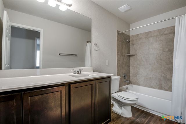 1041 Lauren Street, New Braunfels, TX 78130