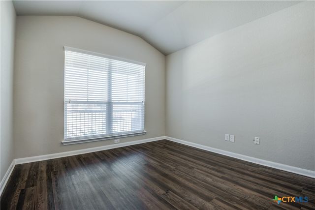 1041 Lauren Street, New Braunfels, TX 78130