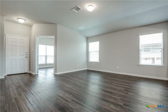1041 Lauren Street, New Braunfels, TX 78130
