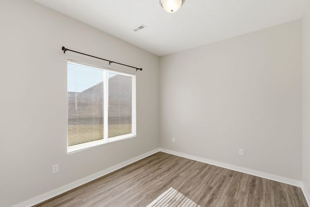 738 W 50th Ct S, Wichita, KS 67217