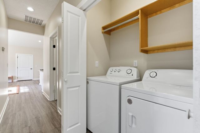 738 W 50th Ct S, Wichita, KS 67217