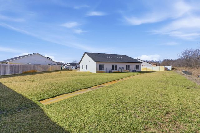 738 W 50th Ct S, Wichita, KS 67217