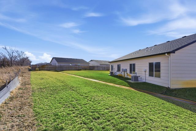 738 W 50th Ct S, Wichita, KS 67217