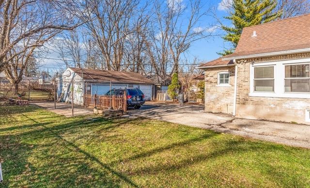 610 McClure Avenue, Elgin, IL 60123