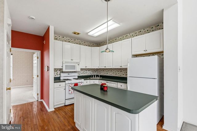 7601 JUNIPER LN, Palmyra, NJ 08065