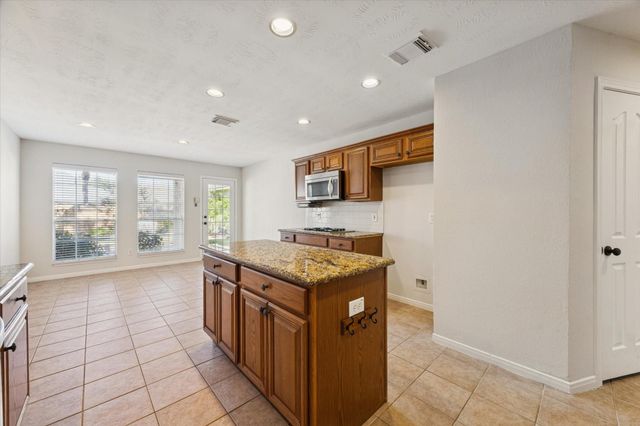 501 Pine Bluff Drive, Friendswood, TX 77546