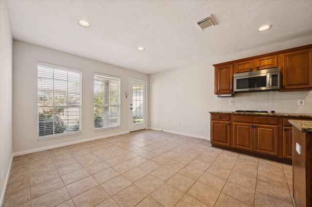 501 Pine Bluff Drive, Friendswood, TX 77546
