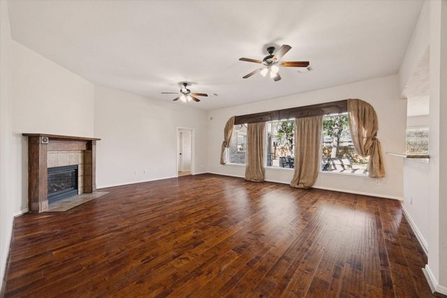 501 Pine Bluff Drive, Friendswood, TX 77546