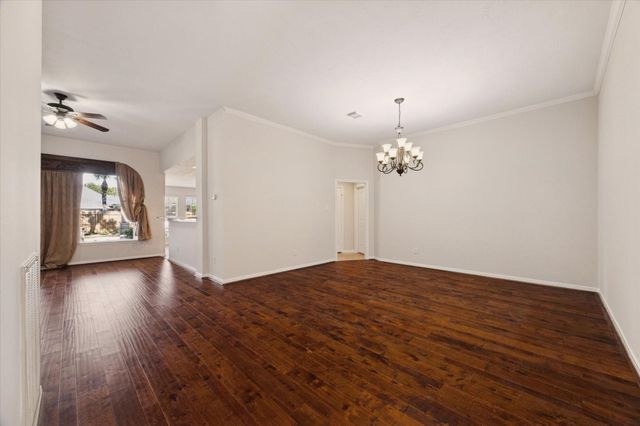 501 Pine Bluff Drive, Friendswood, TX 77546