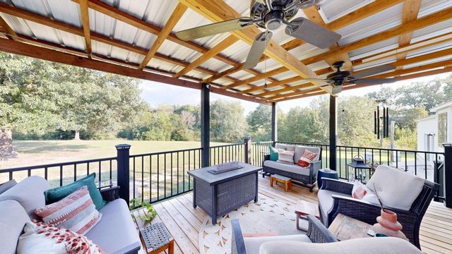 2570 Highway 7, Bismarck, AR 71929