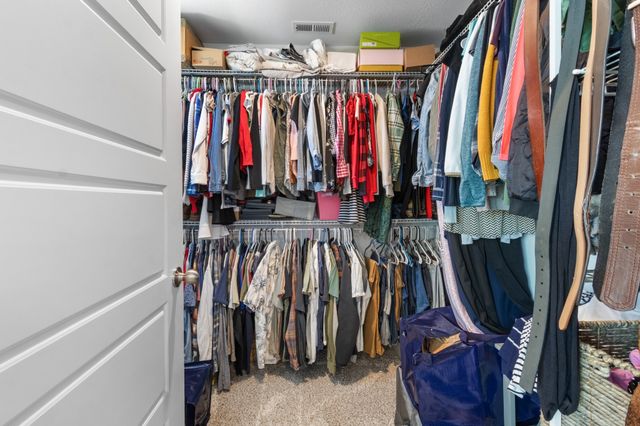 1524 Kingbird Dr, Clarksville, TN 37040