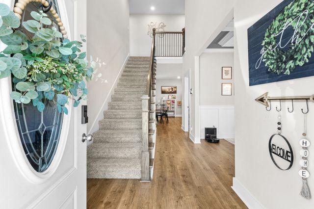 1524 Kingbird Dr, Clarksville, TN 37040