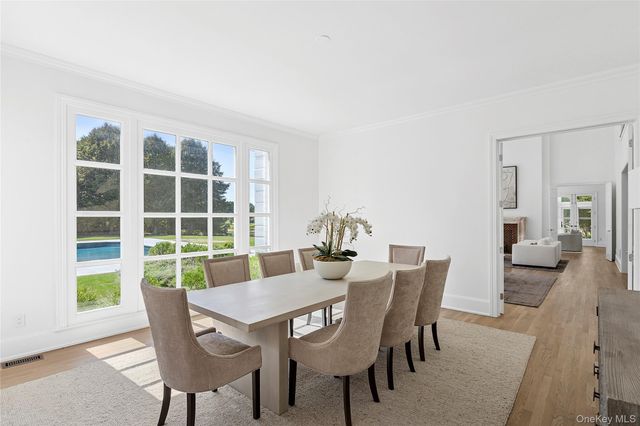 344 Great Plains Road, Southampton, NY 11968