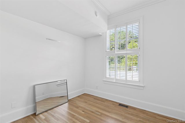 344 Great Plains Road, Southampton, NY 11968