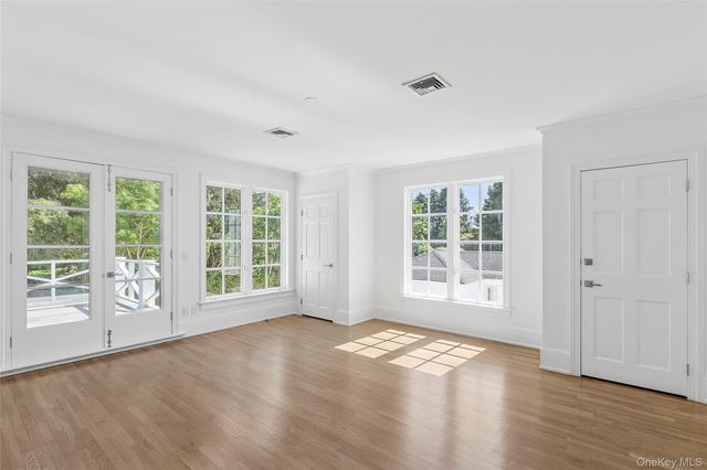 344 Great Plains Road, Southampton, NY 11968