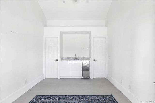 344 Great Plains Road, Southampton, NY 11968