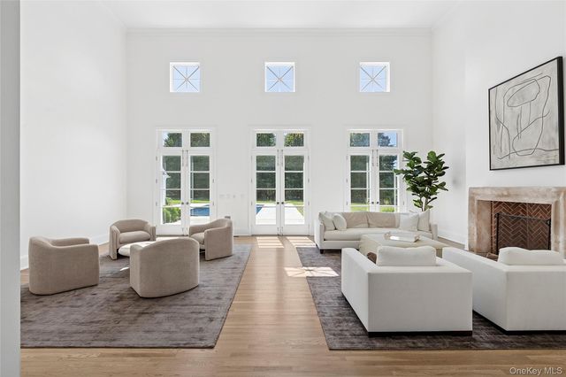 344 Great Plains Road, Southampton, NY 11968