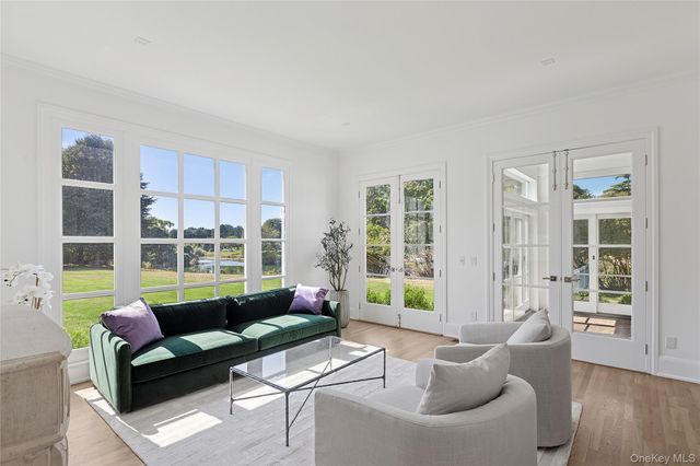 344 Great Plains Road, Southampton, NY 11968