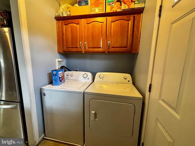 561 INMAN AVE, Cinnaminson, NJ 08077