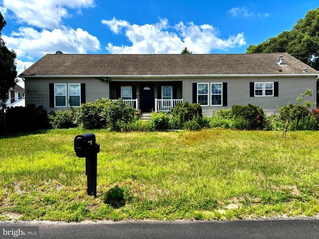 561 INMAN AVE, Cinnaminson, NJ 08077