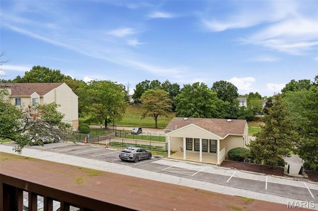 2415 Sandalwood Creek Court C, Wildwood, MO 63038