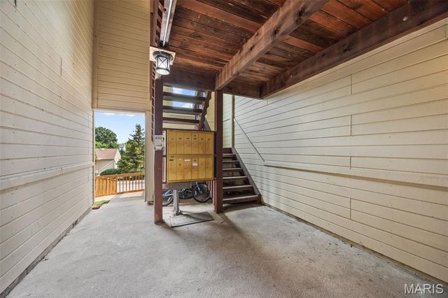 2415 Sandalwood Creek Court C, Wildwood, MO 63038