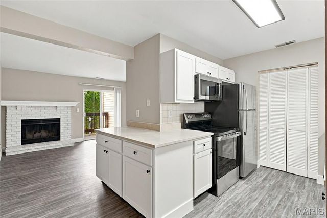 2415 Sandalwood Creek Court C, Wildwood, MO 63038