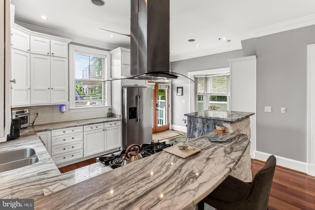 4125 19TH ST NE, Washington, DC 20018