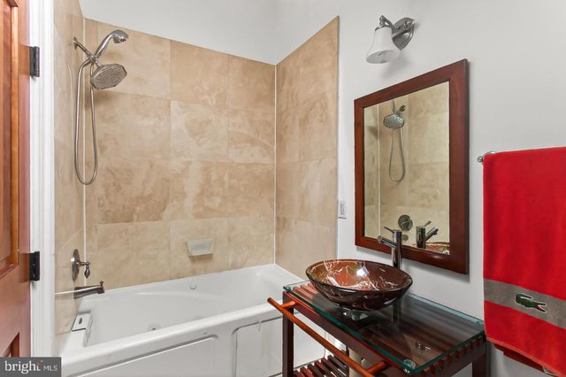 4125 19TH ST NE, Washington, DC 20018