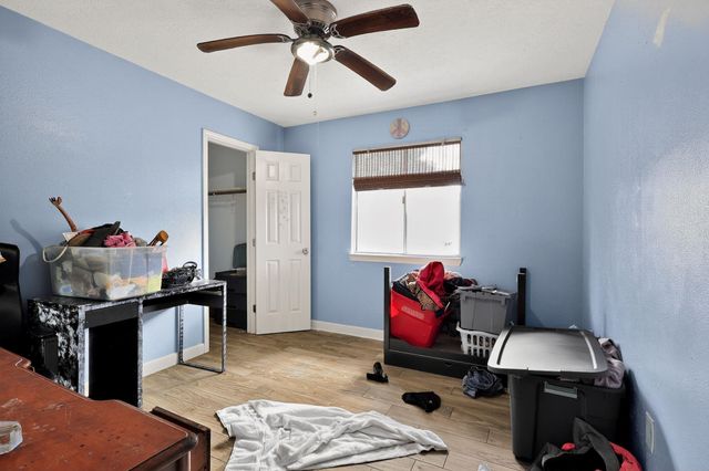 2795 Wood Hollow Drive, League City, TX 77573