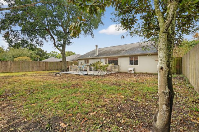 2795 Wood Hollow Drive, League City, TX 77573