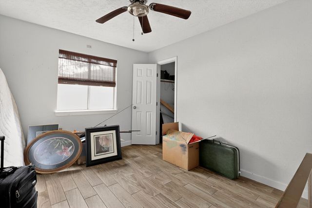 2795 Wood Hollow Drive, League City, TX 77573