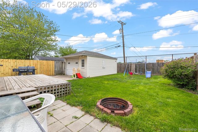 1712 Rose Avenue, Lincoln Park, MI 48146