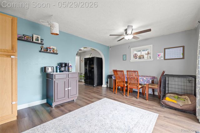 1712 Rose Avenue, Lincoln Park, MI 48146