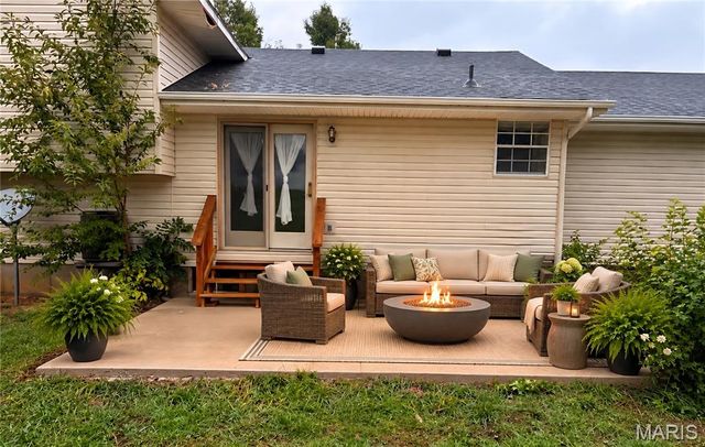 824 Brookwood Bend Trail, St Peters, MO 63376