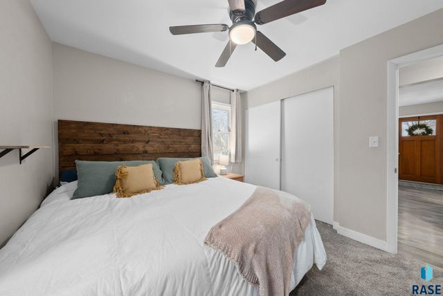 1005 S Tabbert Cir Circle, Sioux Falls, SD 57103