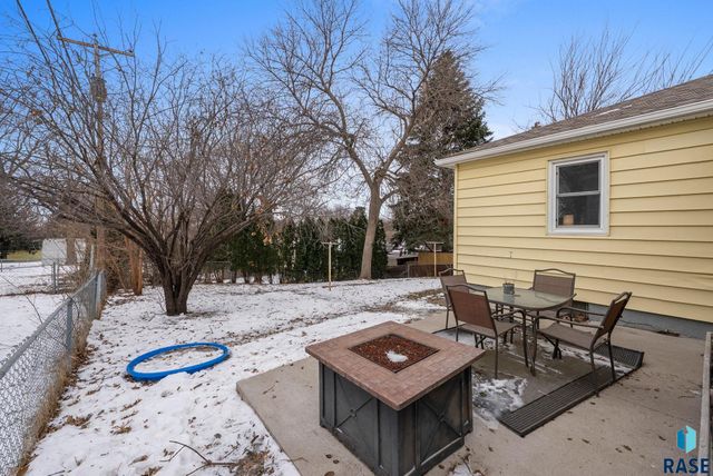 1005 S Tabbert Cir Circle, Sioux Falls, SD 57103