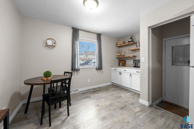 1005 S Tabbert Cir Circle, Sioux Falls, SD 57103