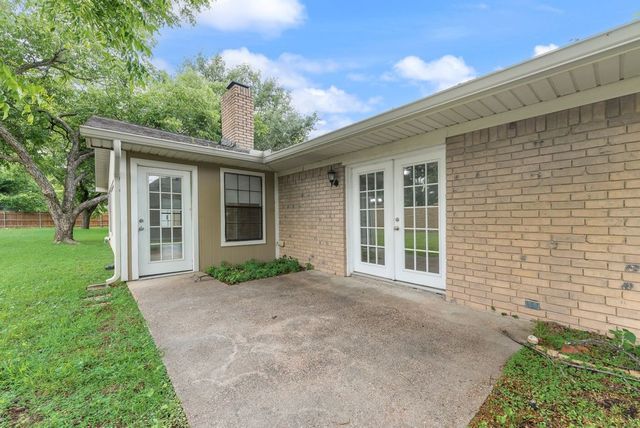 2697 Poplar Drive, Flower Mound, TX 75028