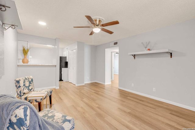 3243 Nacogdoches Rd Apt 609, San Antonio, TX 78217