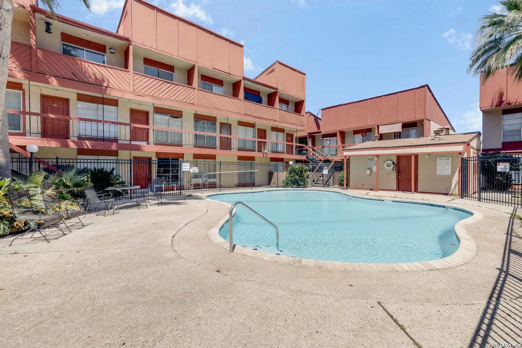 3243 Nacogdoches Rd Apt 609, San Antonio, TX 78217