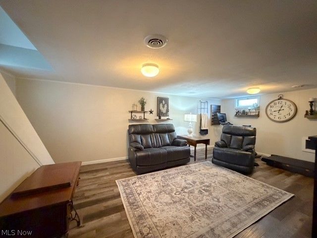 1131 Millbrook Square NE, Bolivar, OH 44612