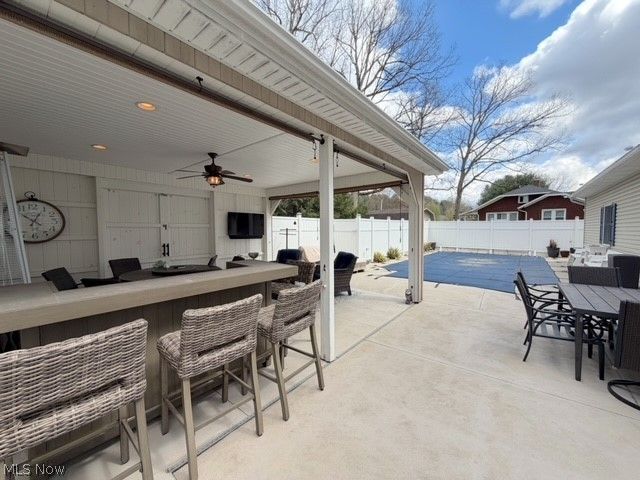 1131 Millbrook Square NE, Bolivar, OH 44612
