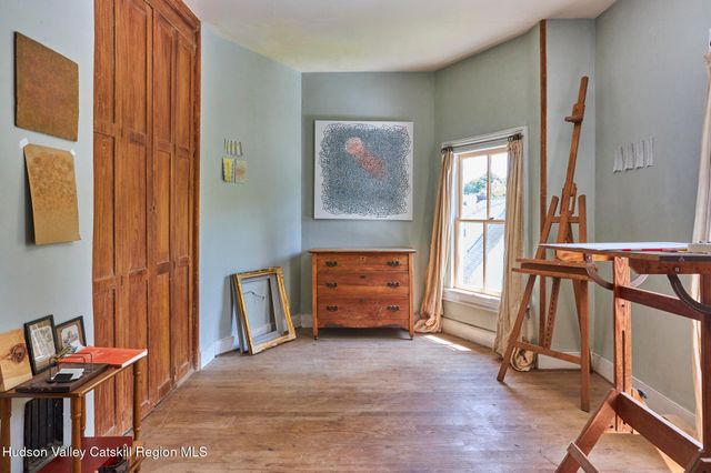 31 Chestnut Street, Rhinebeck, NY 12572