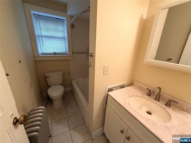 126 Chestnut Street, East Orange, NJ 07018