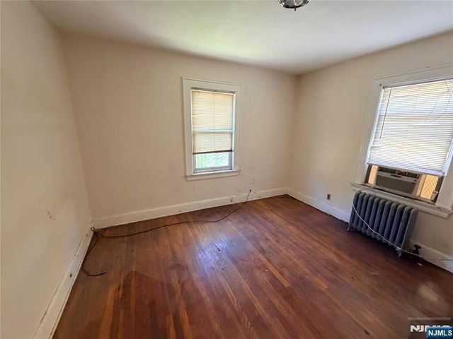 126 Chestnut Street, East Orange, NJ 07018