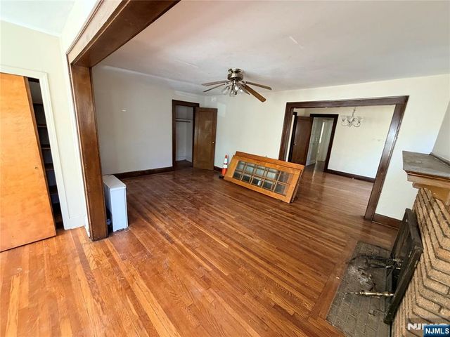 126 Chestnut Street, East Orange, NJ 07018