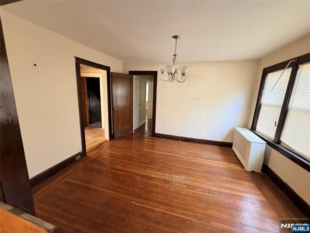 126 Chestnut Street, East Orange, NJ 07018