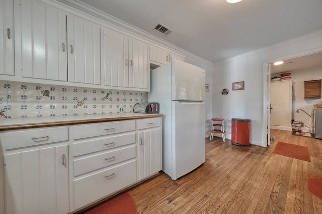 9875 Old Bridge Road, Terrell, TX 75160