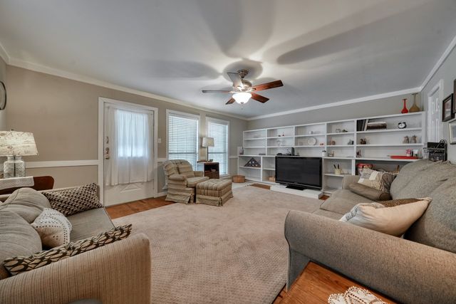 9875 Old Bridge Road, Terrell, TX 75160